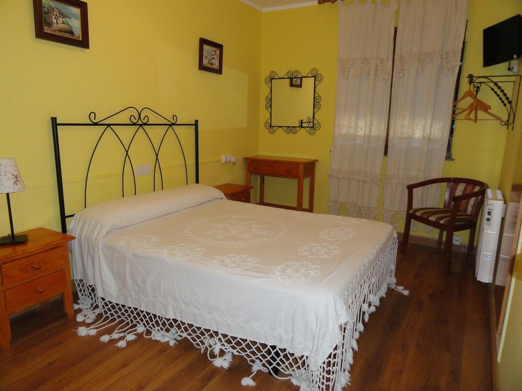 Hotel Azabache Susierra กังกัส เด โอนิส ภายนอก รูปภาพ