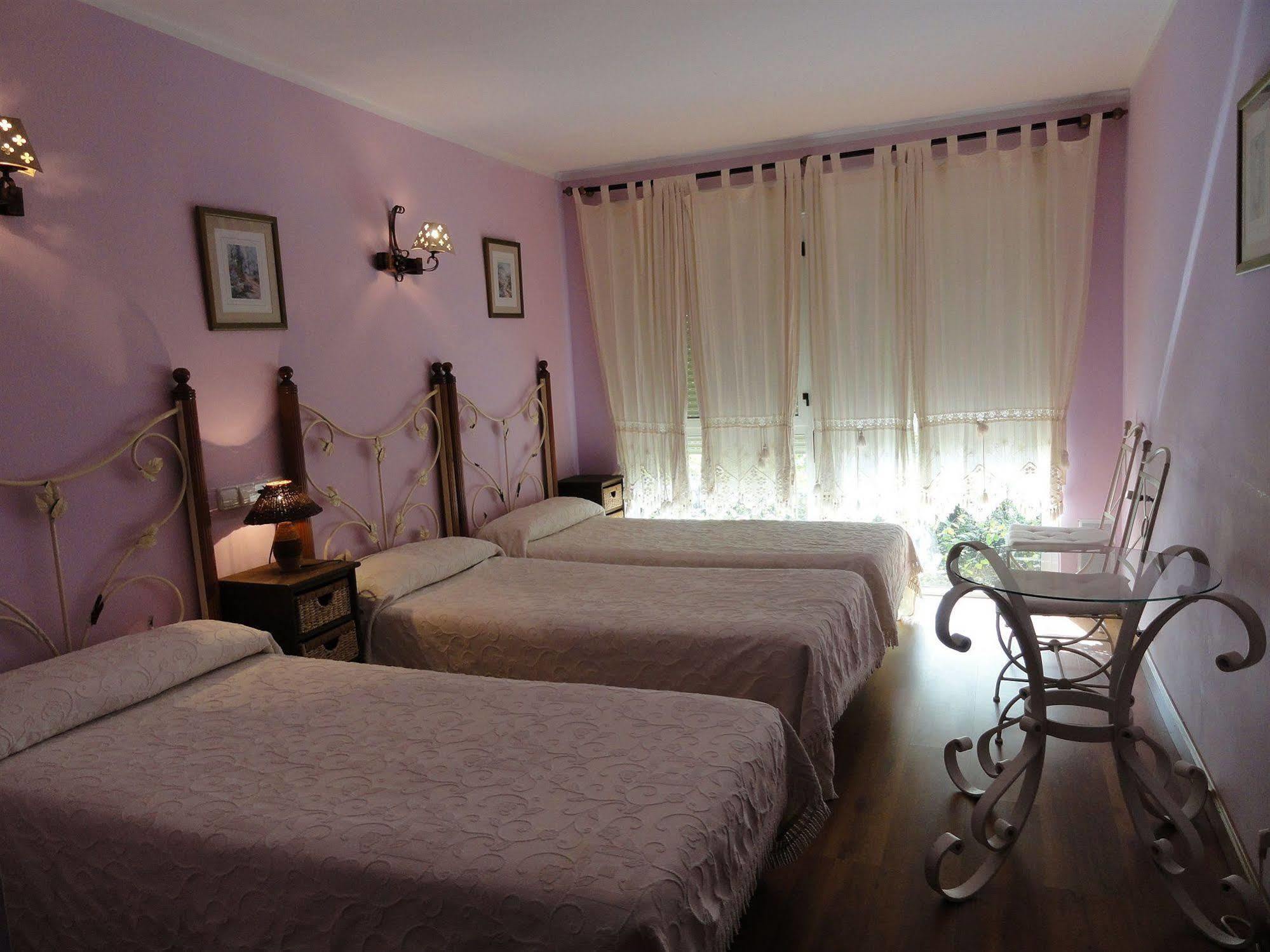 Hotel Azabache Susierra กังกัส เด โอนิส ภายนอก รูปภาพ
