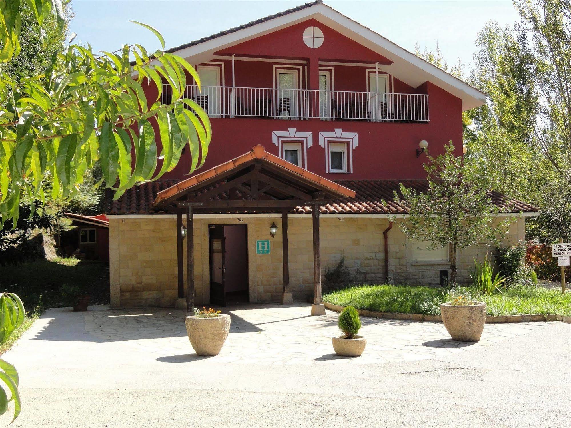Hotel Azabache Susierra กังกัส เด โอนิส ภายนอก รูปภาพ